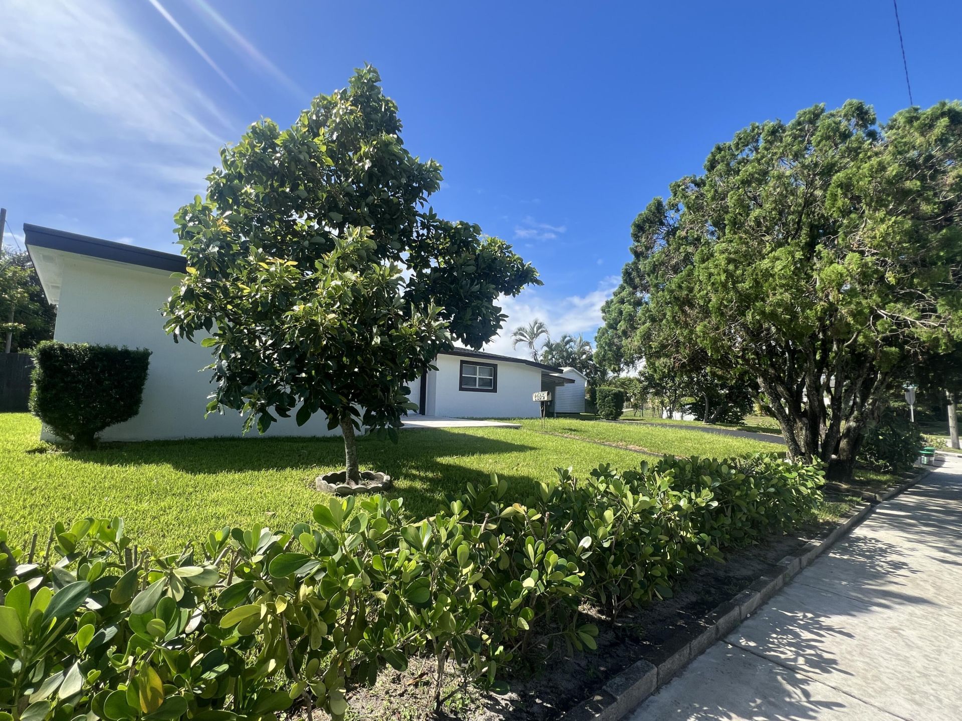 1319 Crest Drive, Lake Worth Beach, FL 33461 Photo