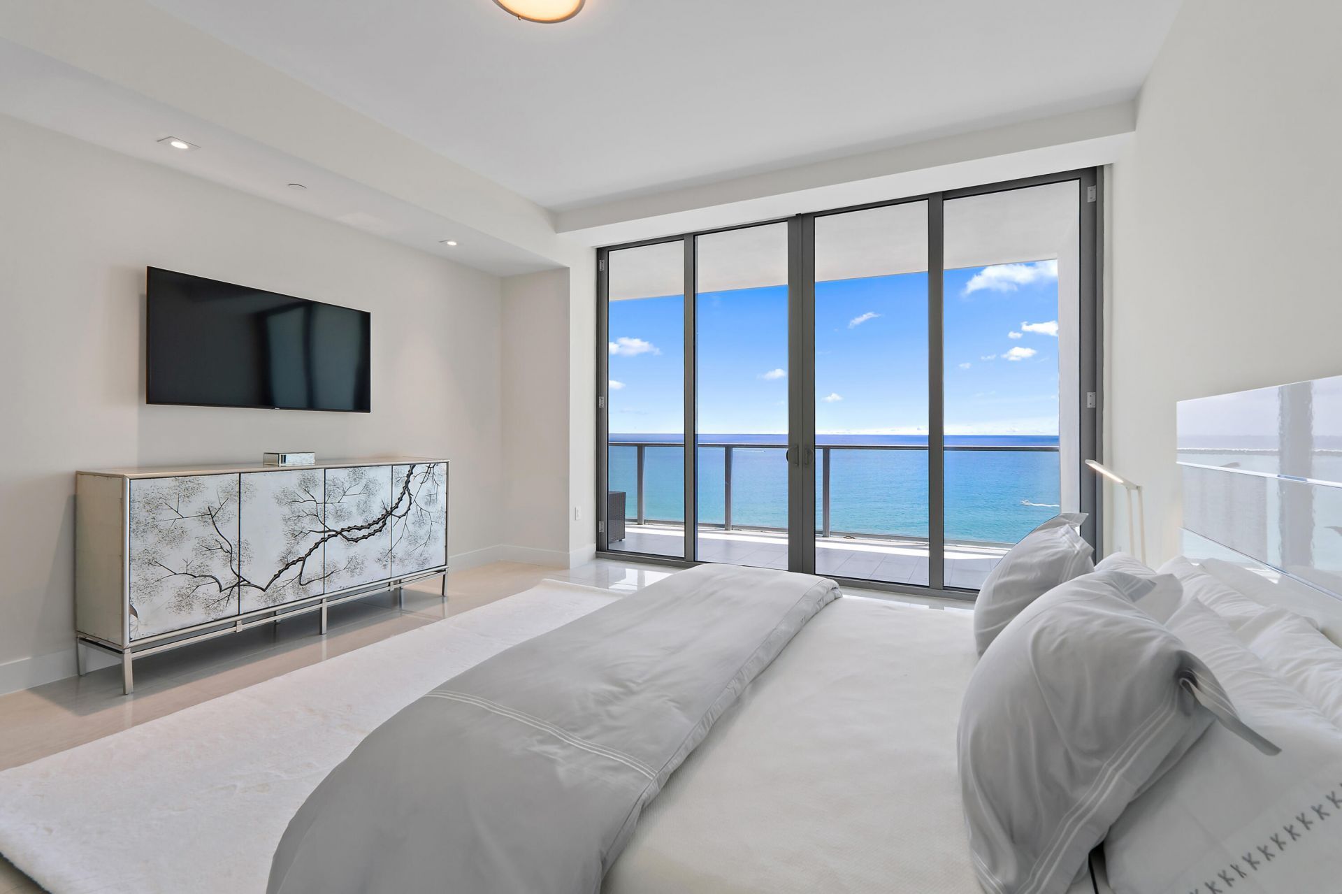 3100 N Ocean, Unit H1603, Singer Island, FL 33404 Photo