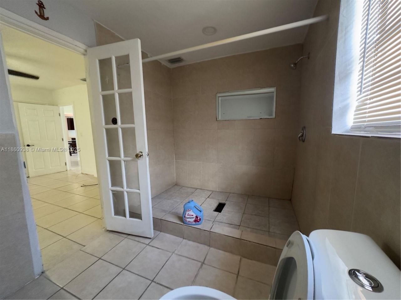 2490 NW 97th St, Unit A, Miami, FL 33147 Photo