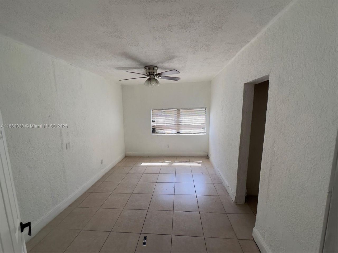 2490 NW 97th St, Unit A, Miami, FL 33147 Photo