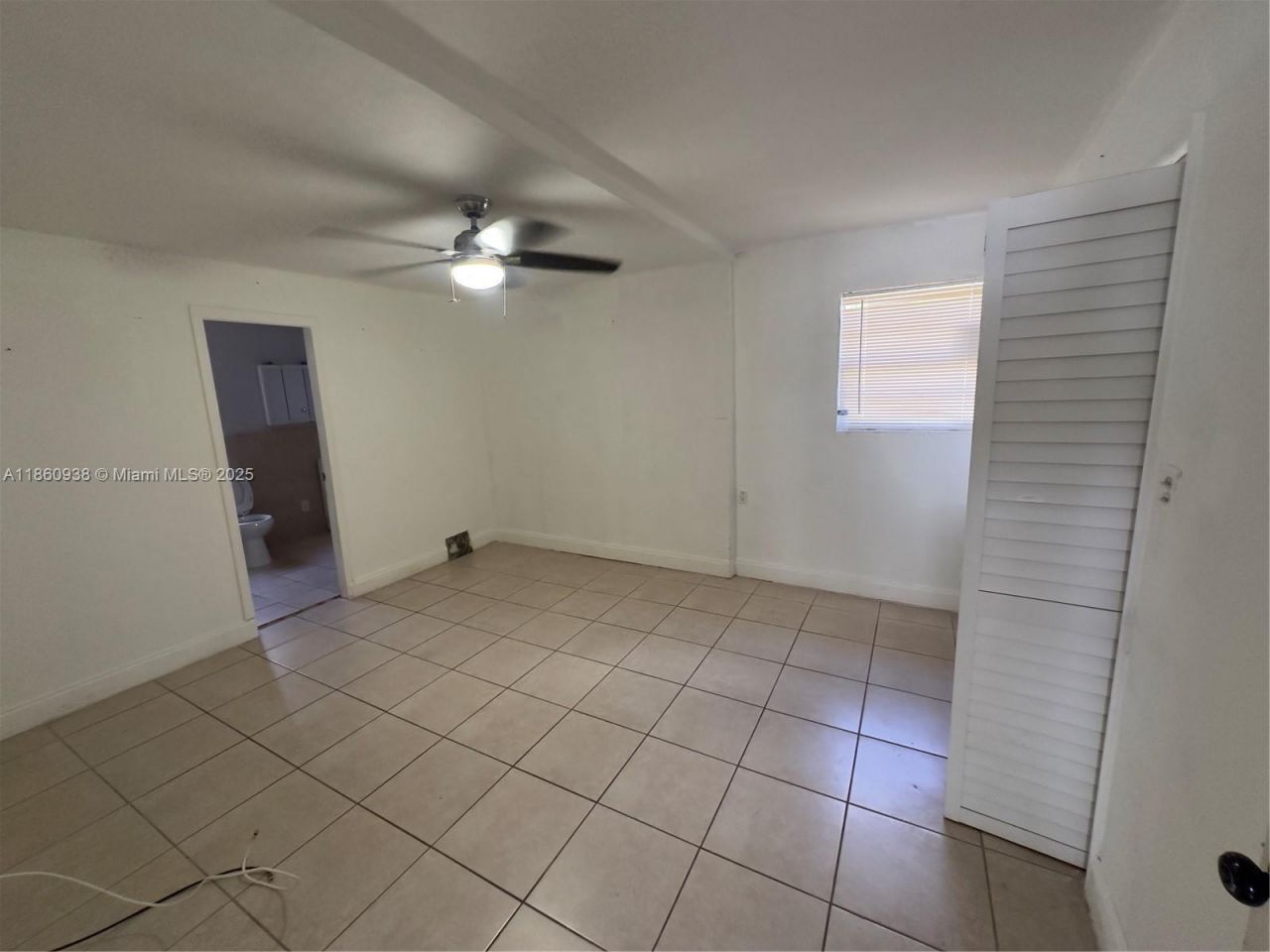 2490 NW 97th St, Unit A, Miami, FL 33147 Photo