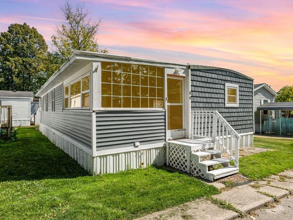 12205 NE Hart Street, Unit 66, Greenville, MI 48838