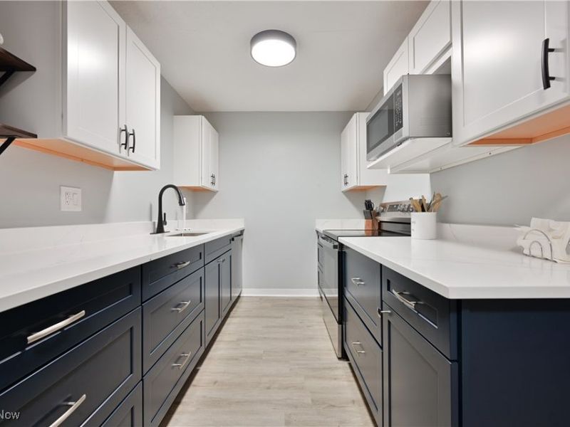 1670 Cedarwood Drive, Unit 148, Westlake, OH 44145 Photo 3