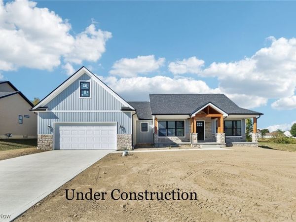 4035 Shelly Lynn Drive, New Middletown, OH 44442