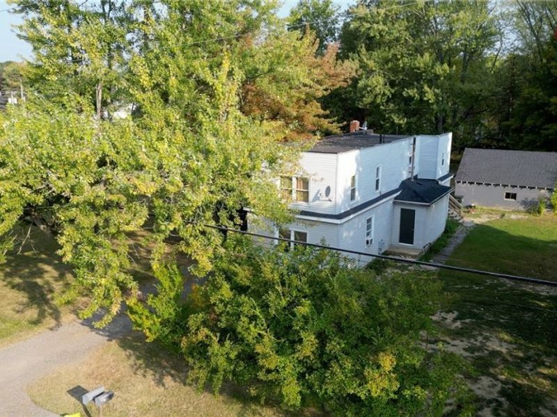 83 Maple Drive, Newton Falls, OH 44444 Photo 5