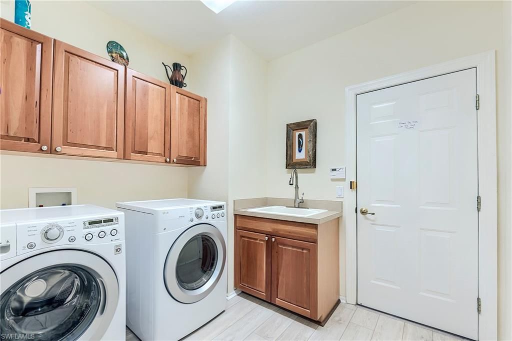 9127 Falling Leaf Dr, Estero, FL 34135 Photo