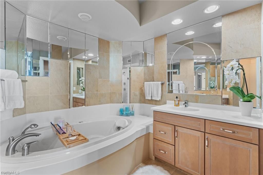 12701 Mastique Beach Blvd, Unit 1601, Fort Myers, FL 33908 Photo