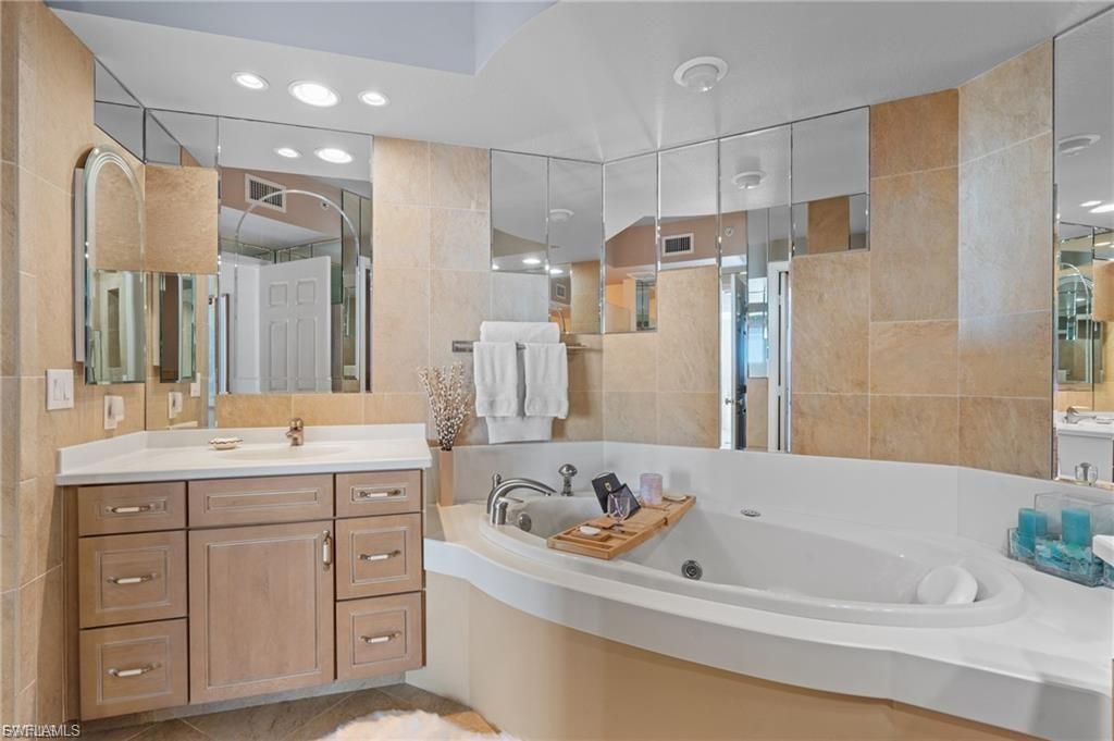 12701 Mastique Beach Blvd, Unit 1601, Fort Myers, FL 33908 Photo