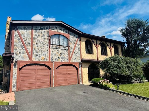 11 SUFFOLK CT, EASTAMPTON, NJ 08060