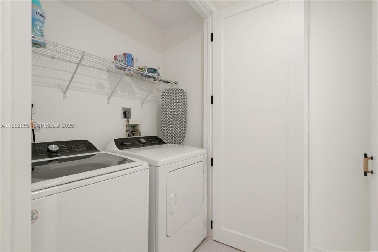 889 Ellen Dr, Key Largo, FL 33037 Photo