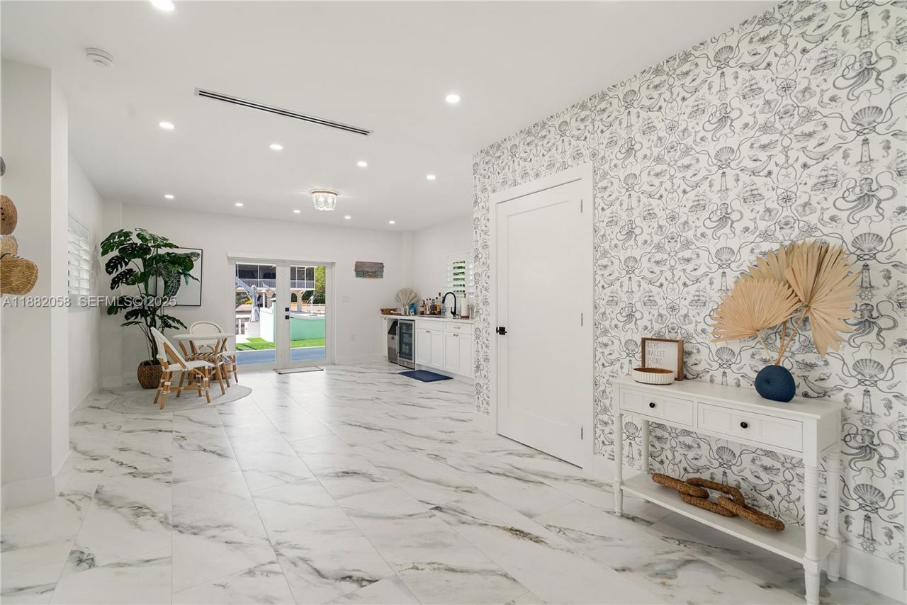 889 Ellen Dr, Key Largo, FL 33037 Photo