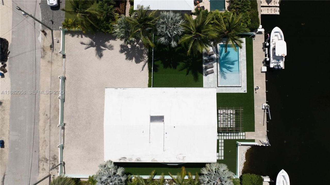 889 Ellen Dr, Key Largo, FL 33037 Photo