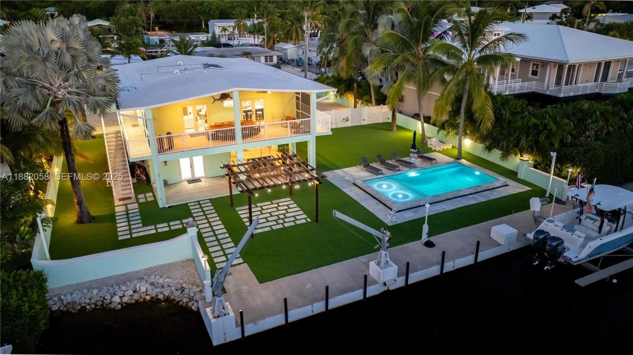 889 Ellen Dr, Key Largo, FL 33037 Photo
