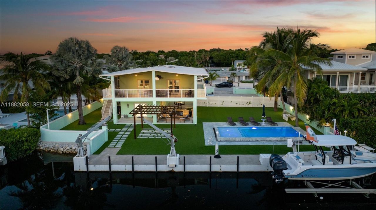889 Ellen Dr, Key Largo, FL 33037 Photo