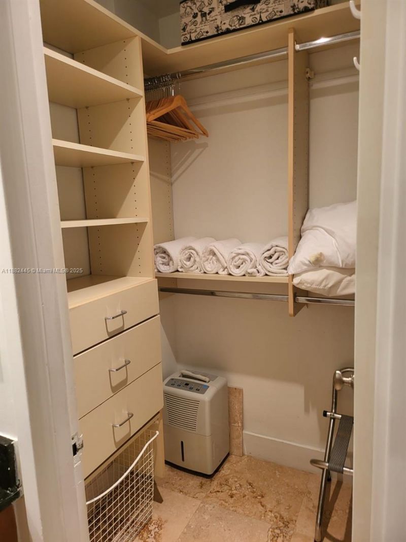 100 Lincoln Rd, Unit 1238, Miami Beach, FL 33139 Photo