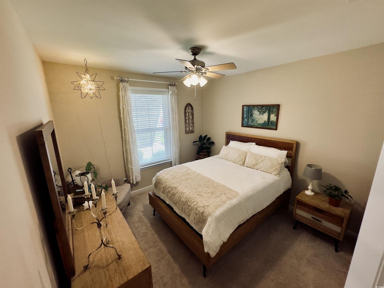 591 Hickman St. Photo 22