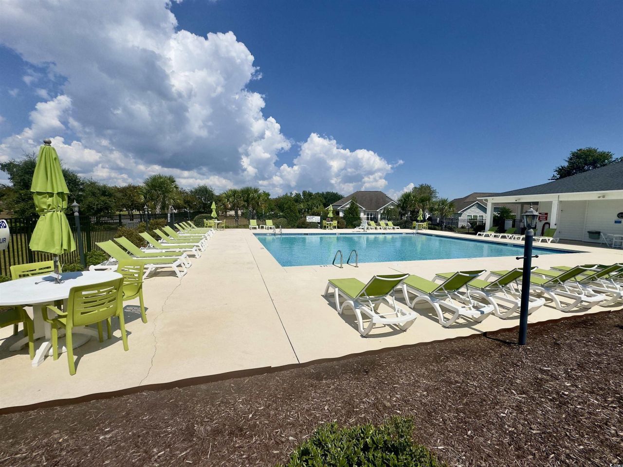 591 Hickman St. Photo 28