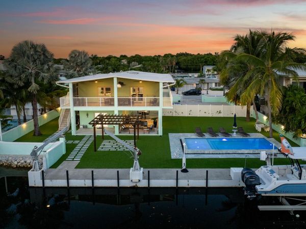 889 Ellen Drive, KEY LARGO, FL 33037