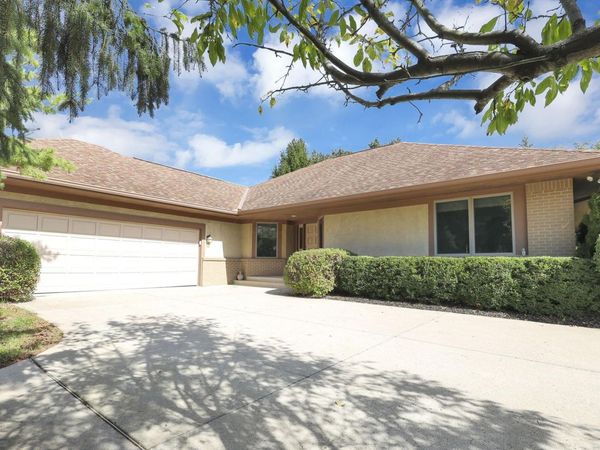 6050 Kentigern Court S, Dublin, OH 43017