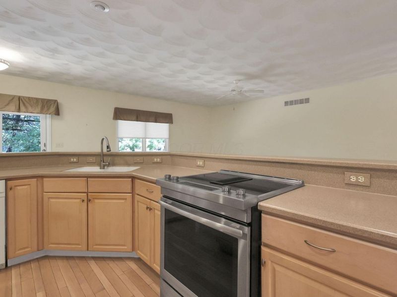 6050 Kentigern Court S, Dublin, OH 43017 Photo 21