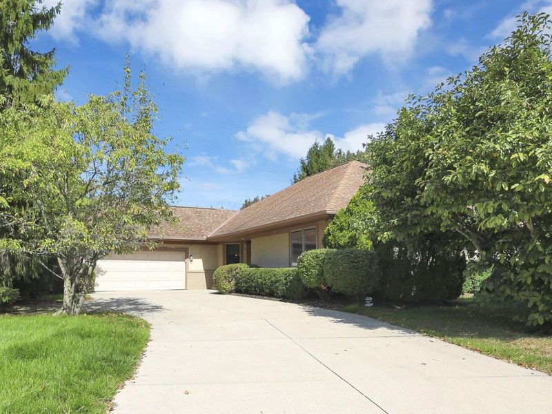 6050 Kentigern Court S, Dublin, OH 43017 Photo 5