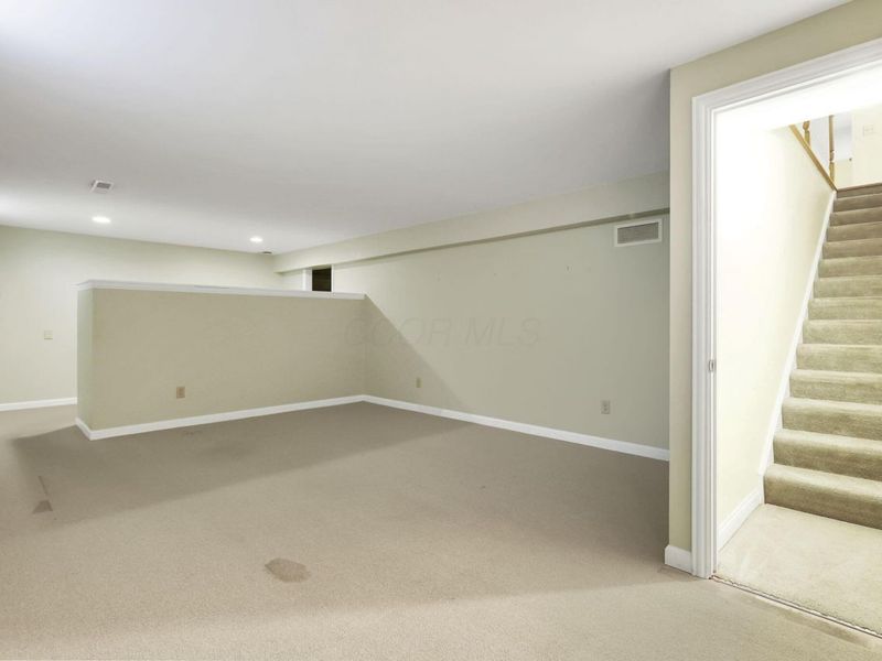 6050 Kentigern Court S, Dublin, OH 43017 Photo 54