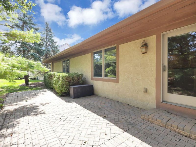 6050 Kentigern Court S, Dublin, OH 43017 Photo 61