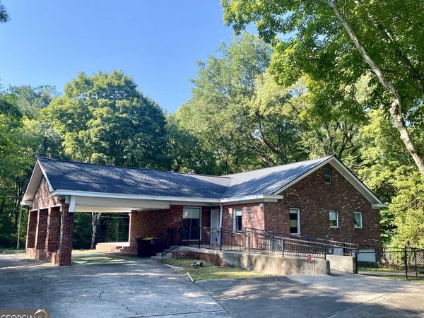 4 Colonial Drive NW, Rome, GA 30165