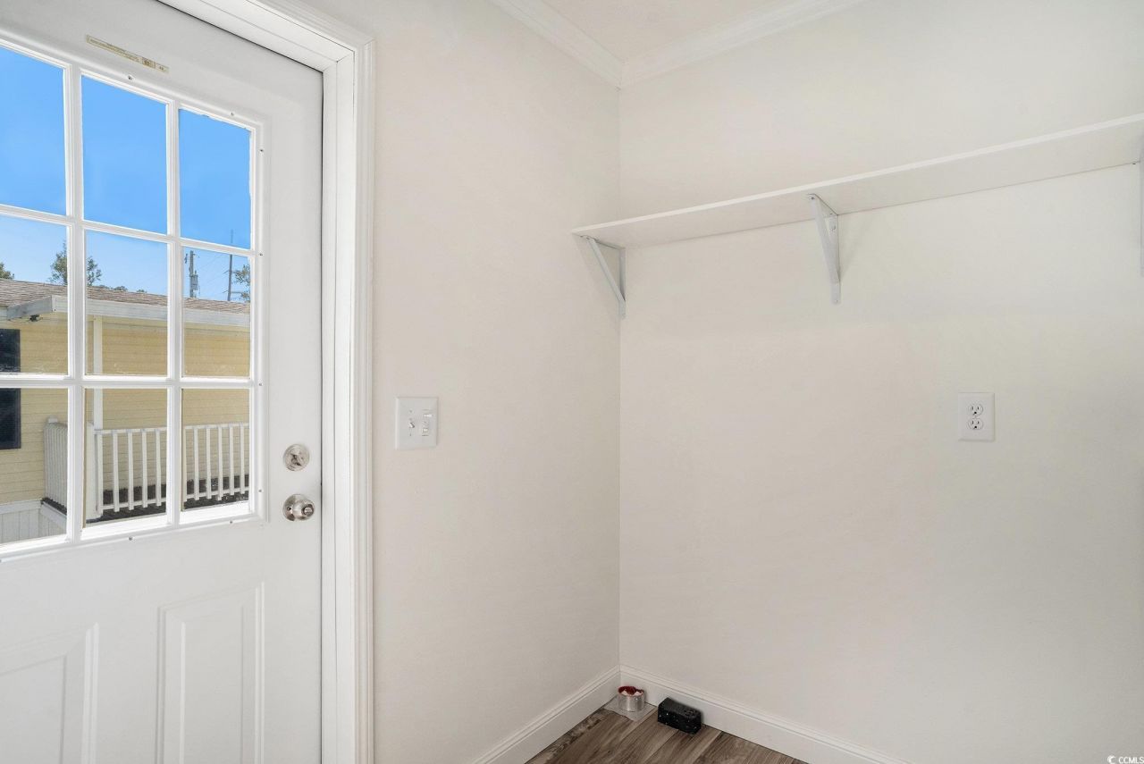 978 Periwinkle Pl. Photo 12