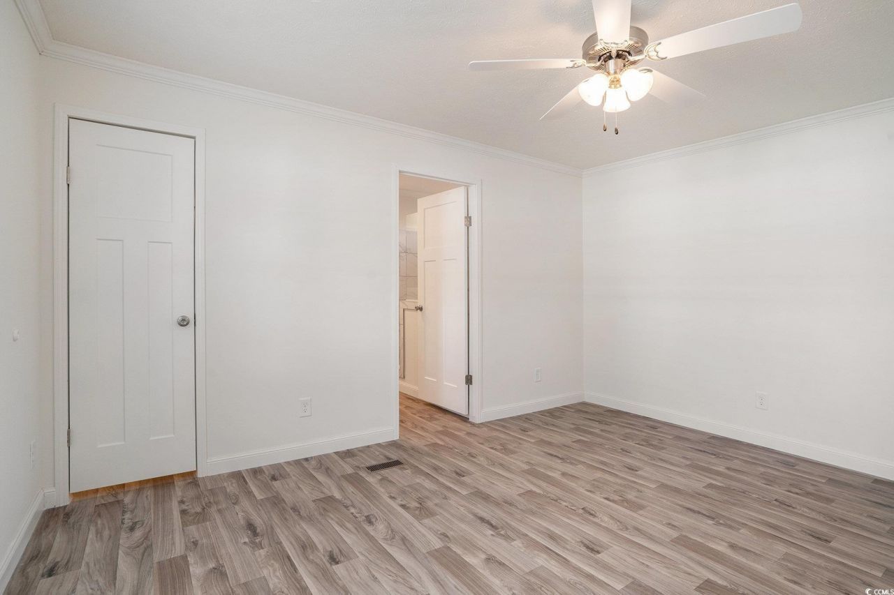 978 Periwinkle Pl. Photo 16