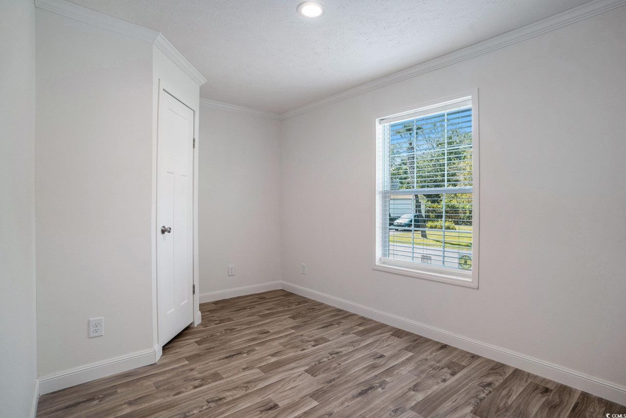 978 Periwinkle Pl. Photo 21