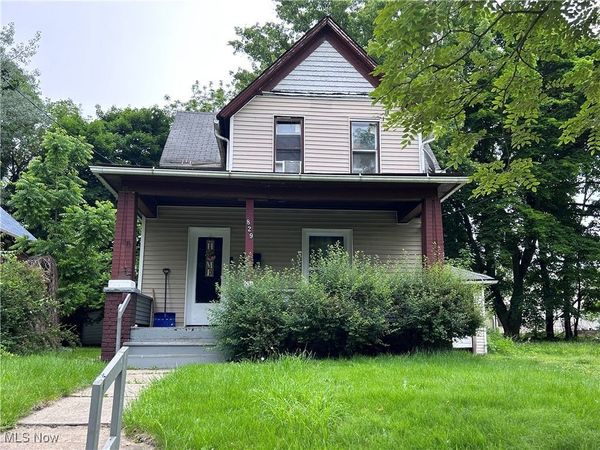 829 Yale Street, Akron, OH 44311