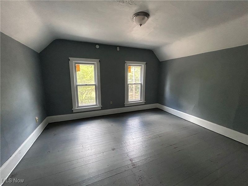 829 Yale Street, Akron, OH 44311 Photo 4