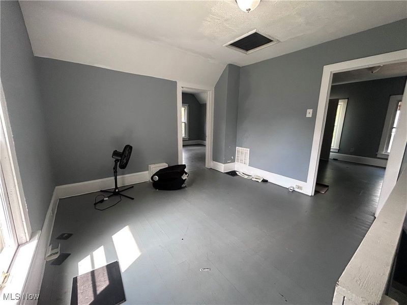 829 Yale Street, Akron, OH 44311 Photo 5