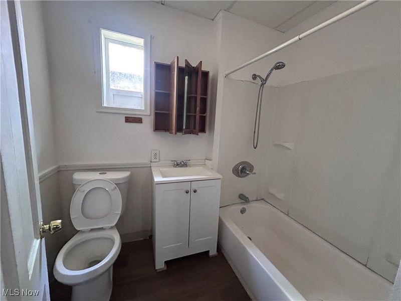 829 Yale Street, Akron, OH 44311 Photo 9