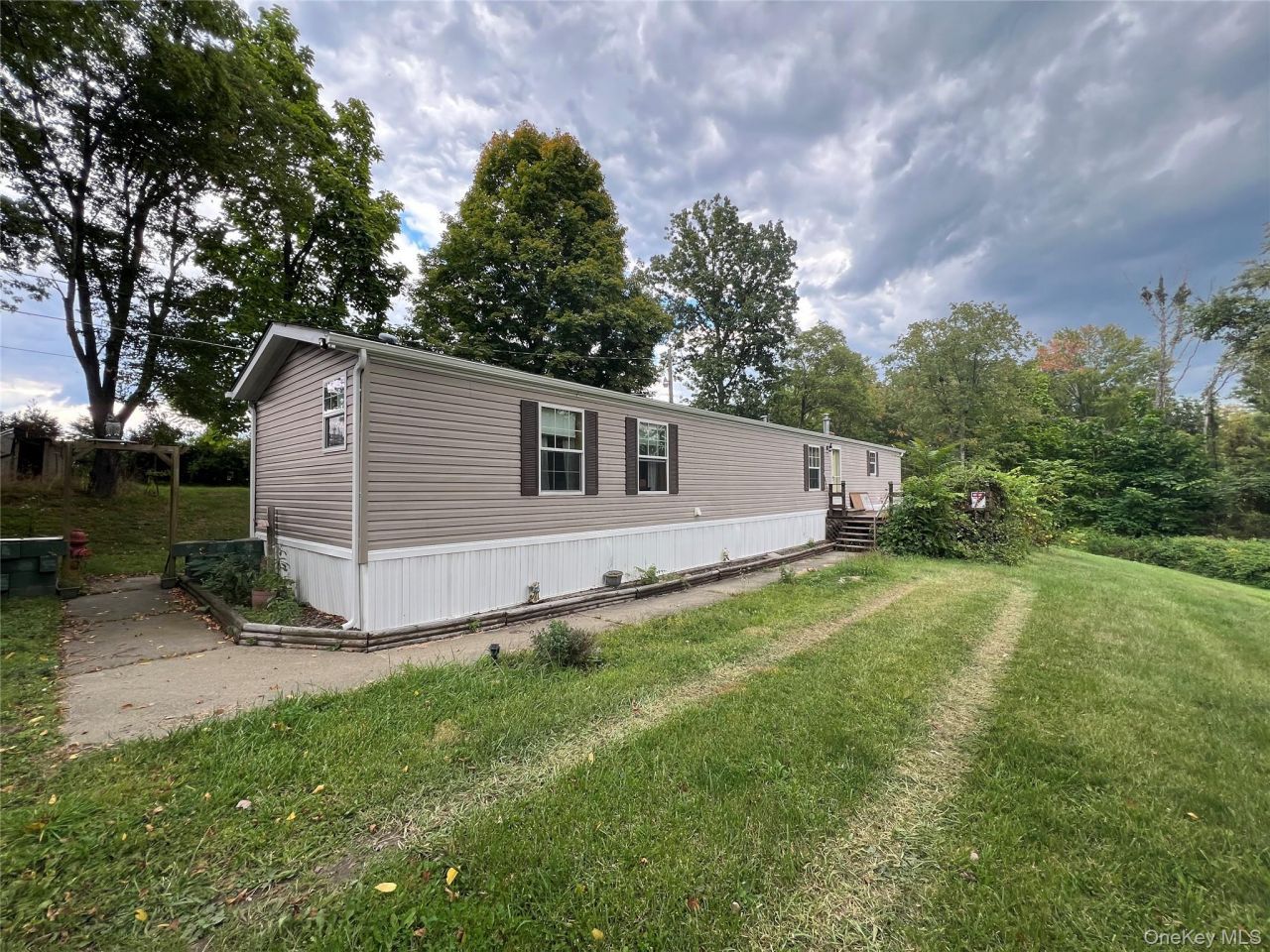 22 Samsonville Road, Unit 3, Kerhonkson, NY 12446 Main Photo