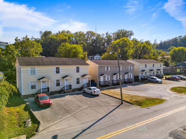 302-316 Kenova Avenue, Wayne, WV 25570