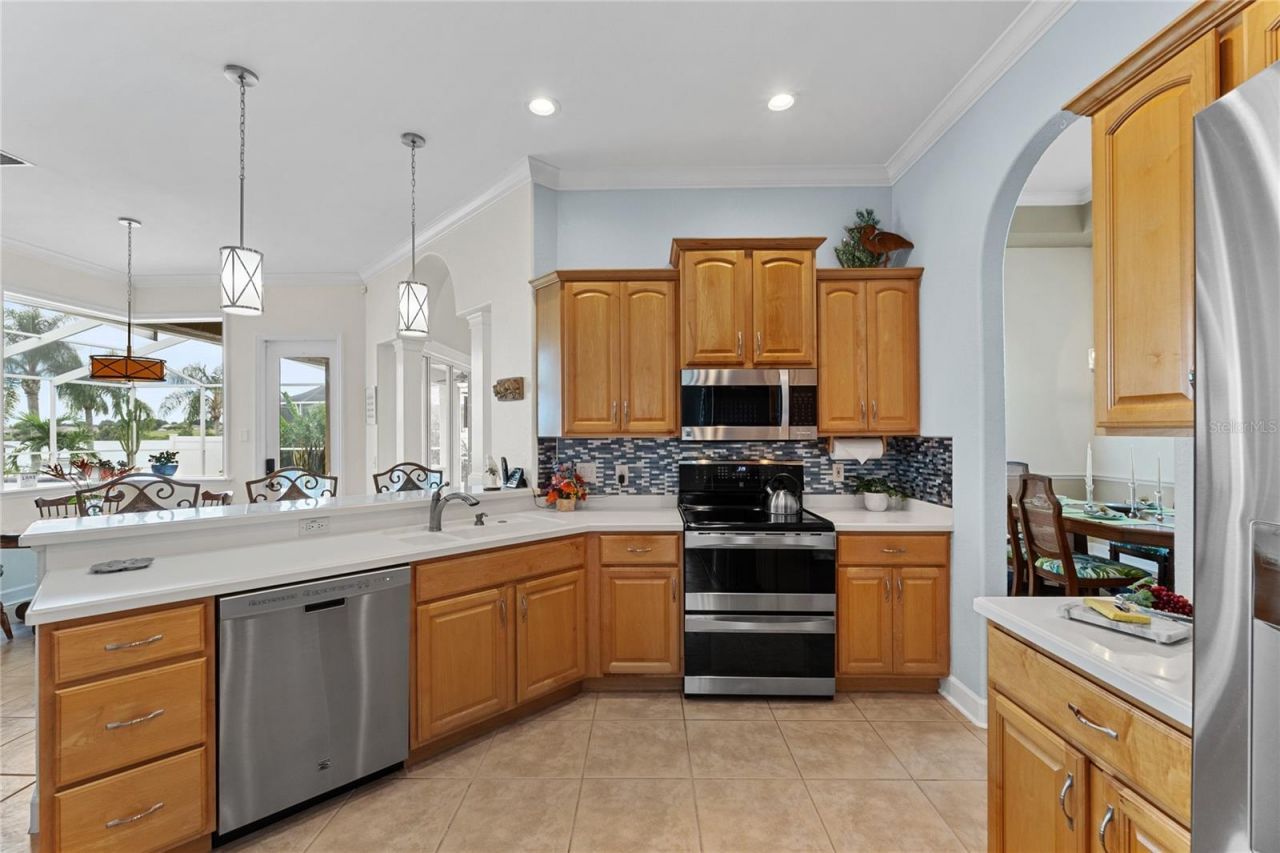 220 Ruby Lake Lane, Winter Haven, FL 33884 Photo