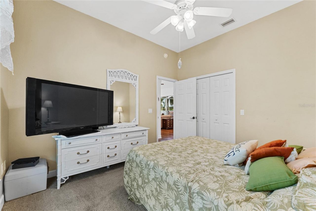 220 Ruby Lake Lane, Winter Haven, FL 33884 Photo