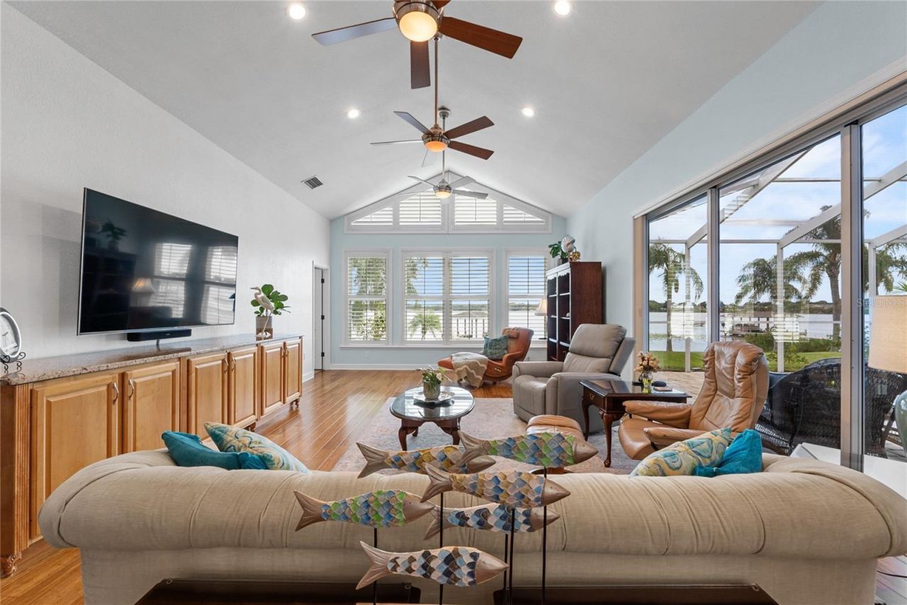 220 Ruby Lake Lane, Winter Haven, FL 33884 Photo