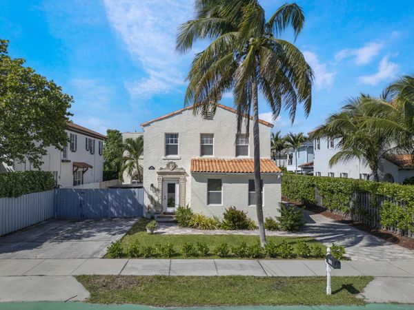 910 NE 2nd Avenue, Delray Beach, FL 33444