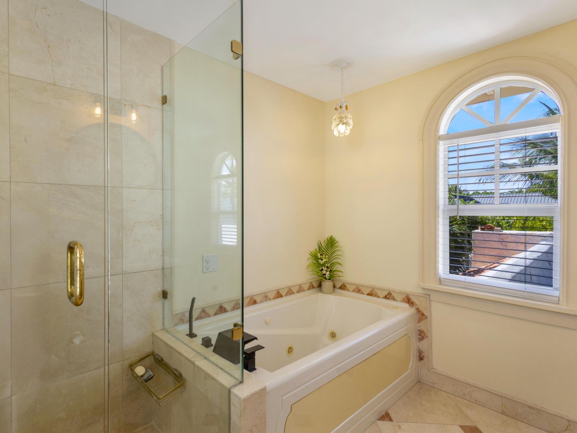 910 NE 2nd Avenue, Delray Beach, FL 33444 Photo