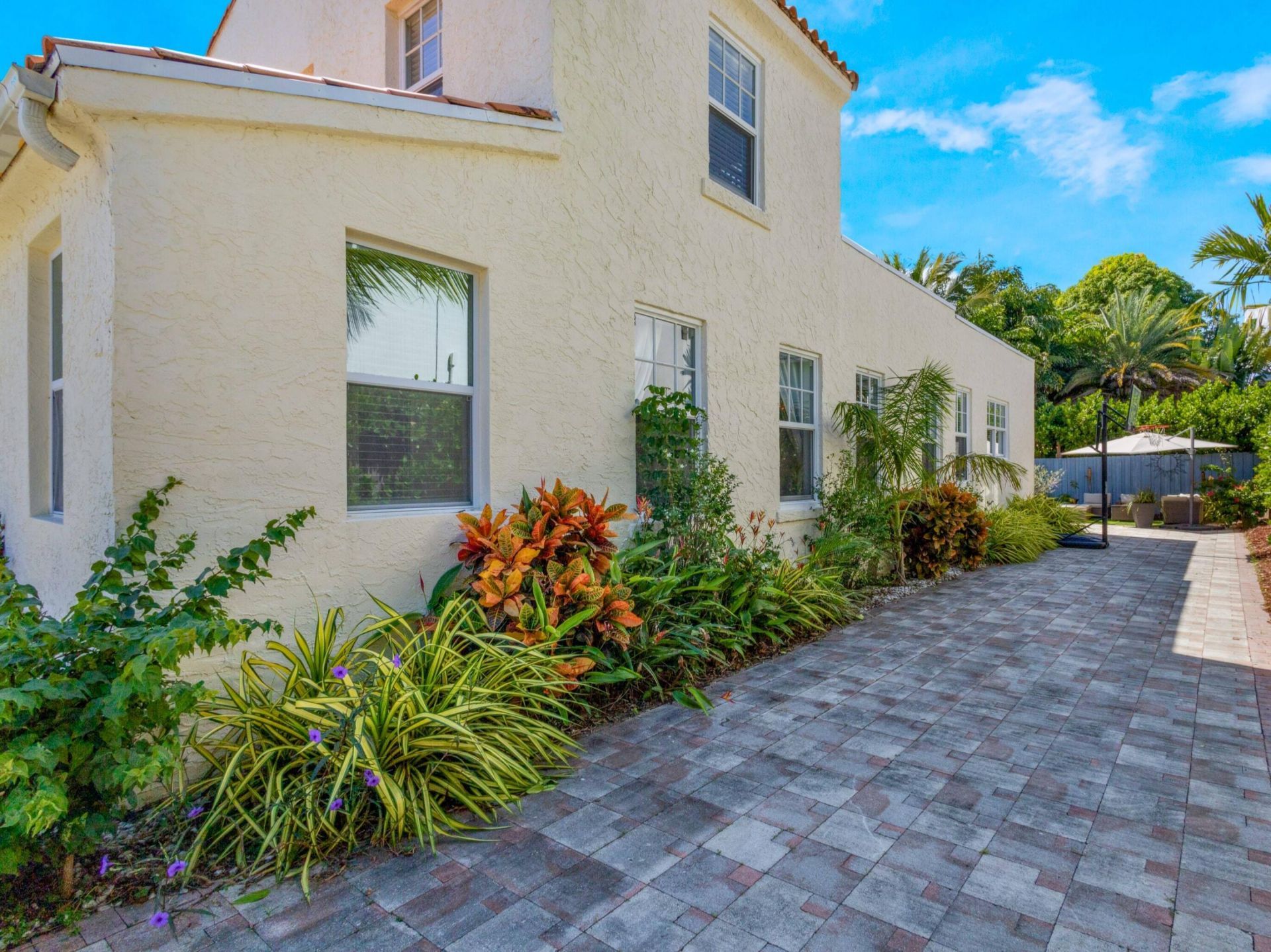 910 NE 2nd Avenue, Delray Beach, FL 33444 Photo