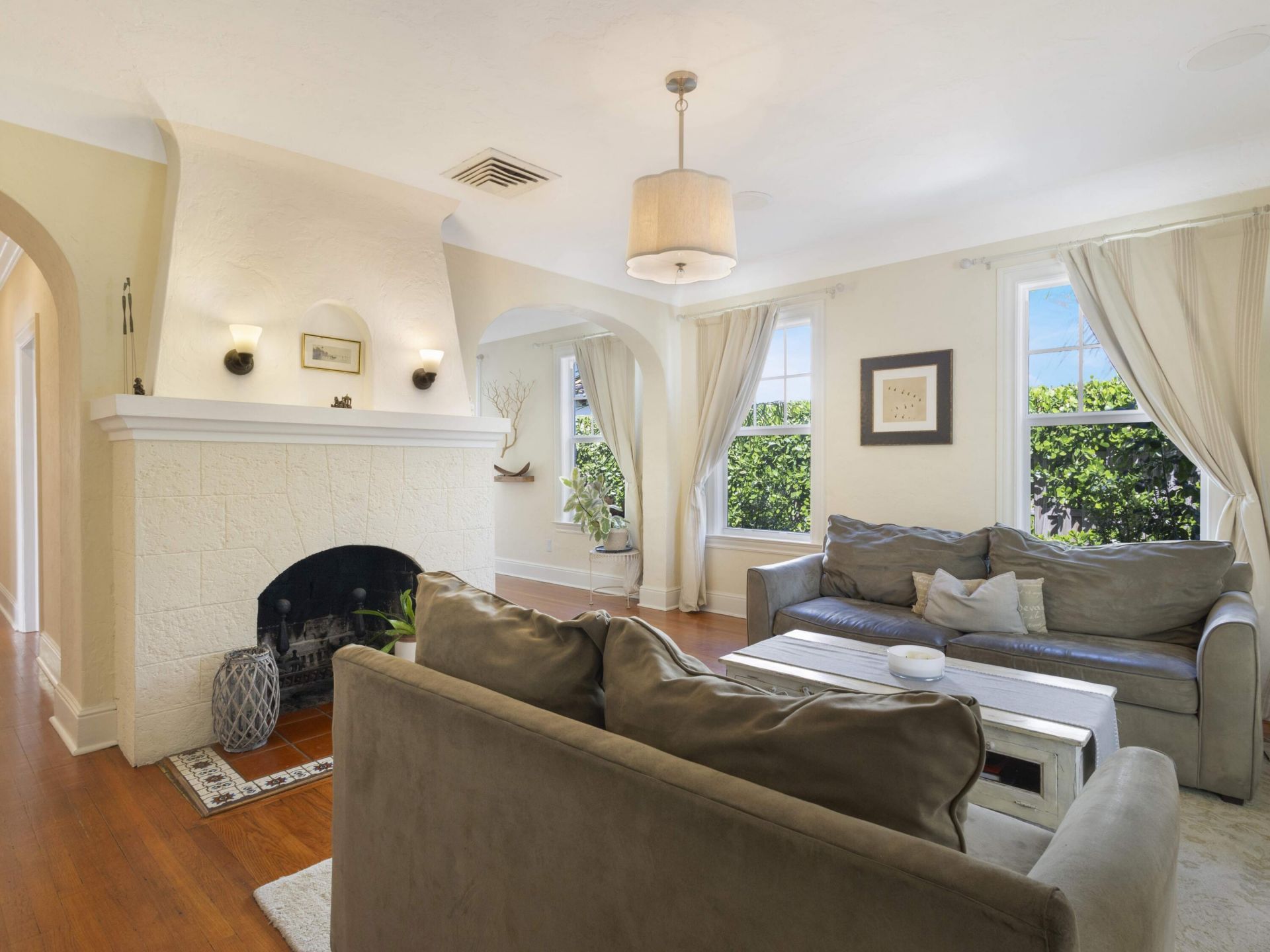 910 NE 2nd Avenue, Delray Beach, FL 33444 Photo