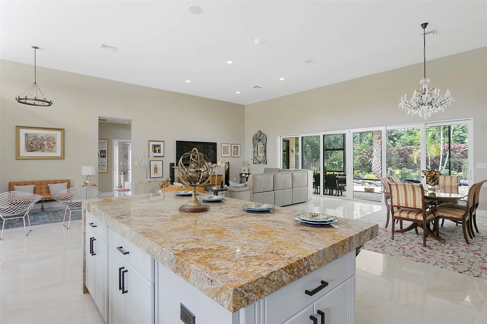 2701 NE 2nd Avenue, Wilton Manors, FL 33334 Photo