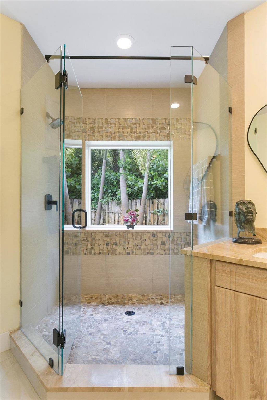 2701 NE 2nd Avenue, Wilton Manors, FL 33334 Photo