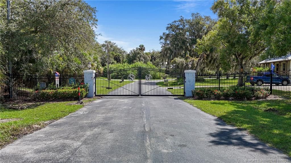 2460 Sweetwater Drive, Fort Pierce, FL 34981 Photo