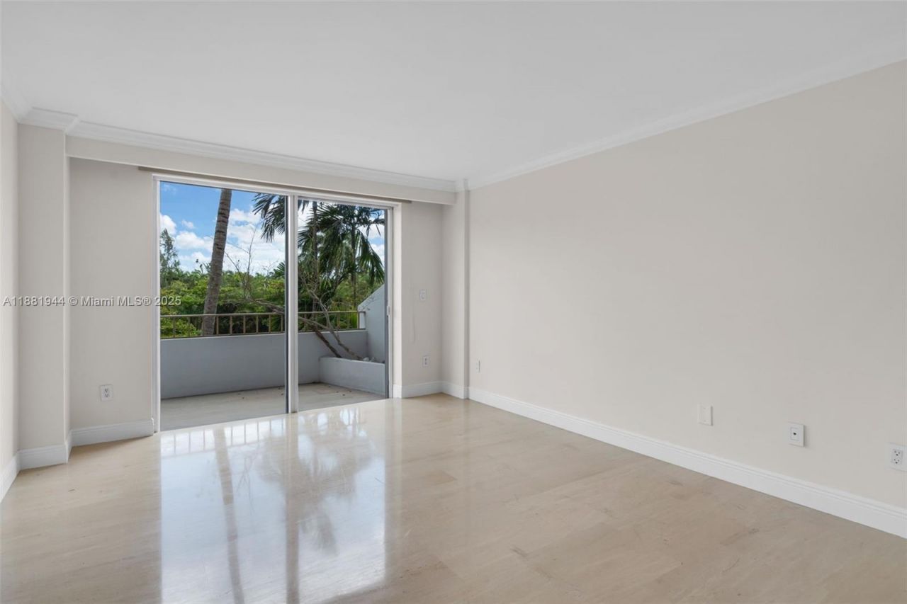 155 Ocean Lane Dr, Unit 300, Key Biscayne, FL 33149 Photo