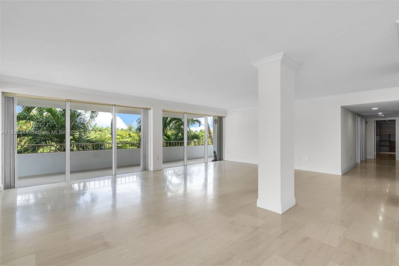 155 Ocean Lane Dr, Unit 300, Key Biscayne, FL 33149 Photo