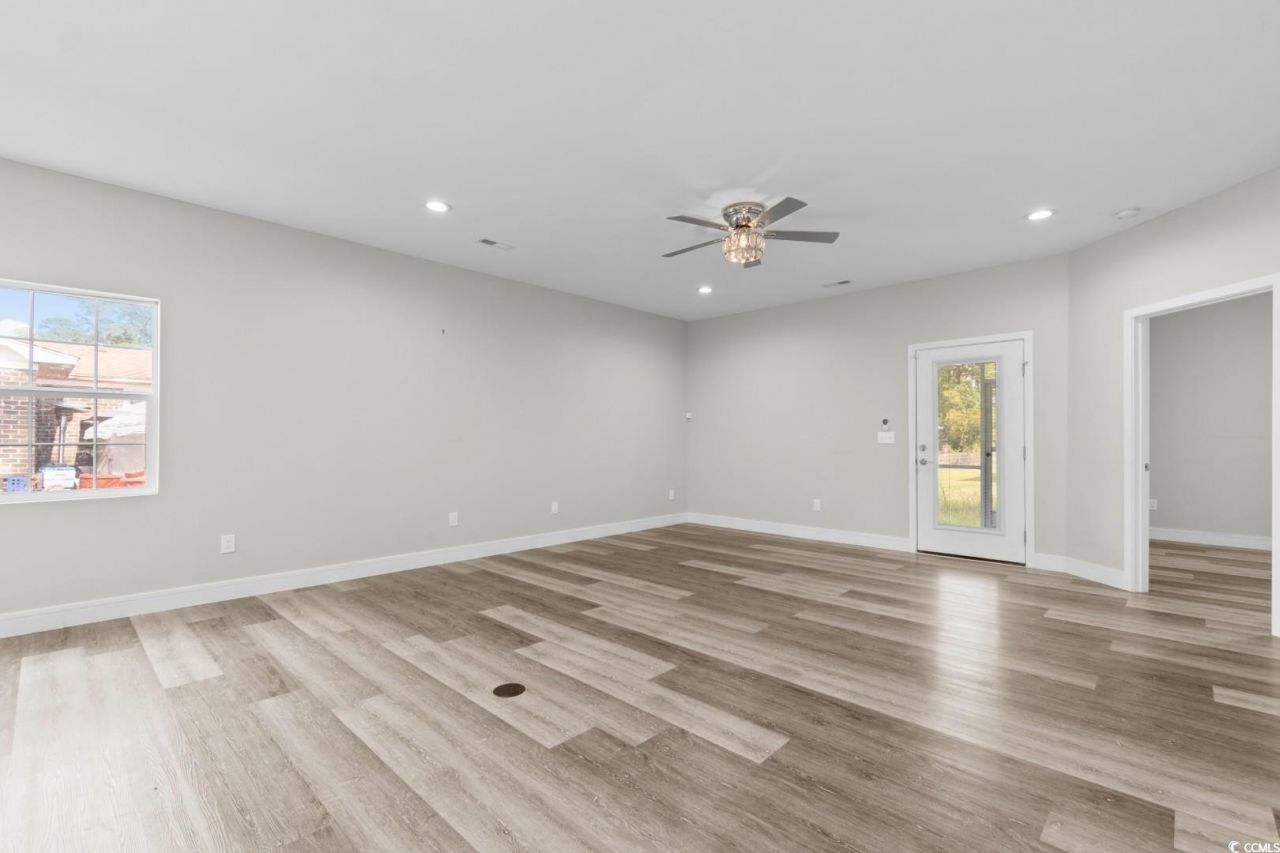 1719 Horry St. Photo 11